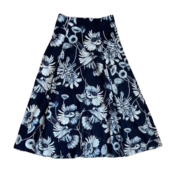 ZARA MIDI FLORAL PRINT FLOWY SKIRT, BLACK AND BLUE, HIGH RISE SIZE MEDIUM - Picture 1 of 11